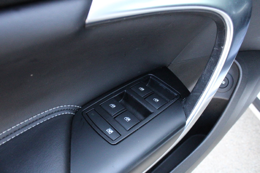 Used 2014 Buick Regal Premium FWD image 8