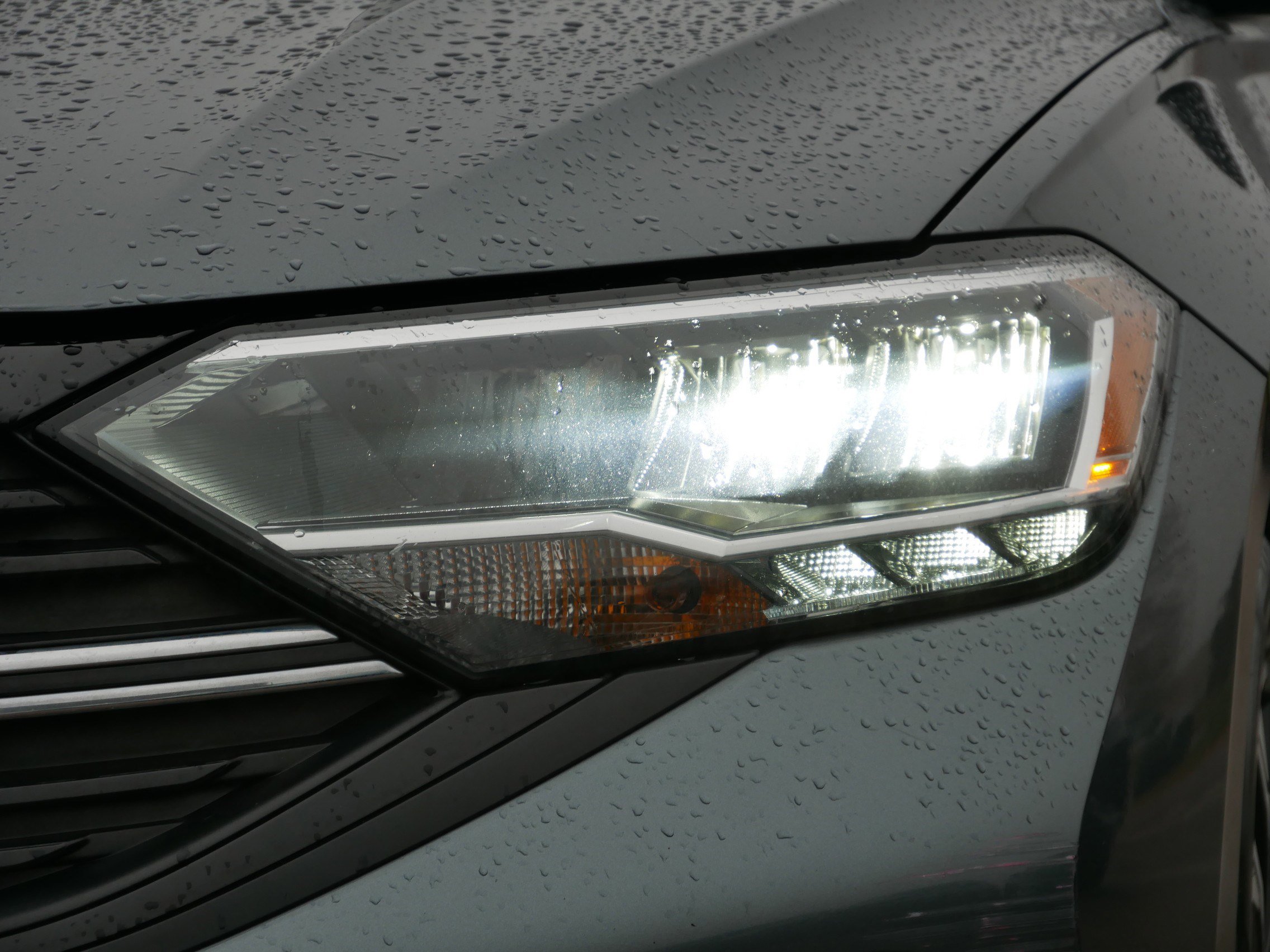 Used 2022 Volkswagen Jetta Sport image 9