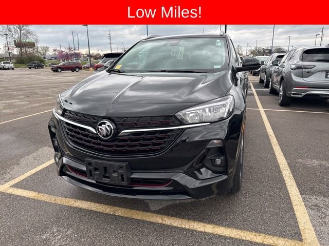 Used 2023 Buick Encore GX Select w/ Sport Touring Package image 2