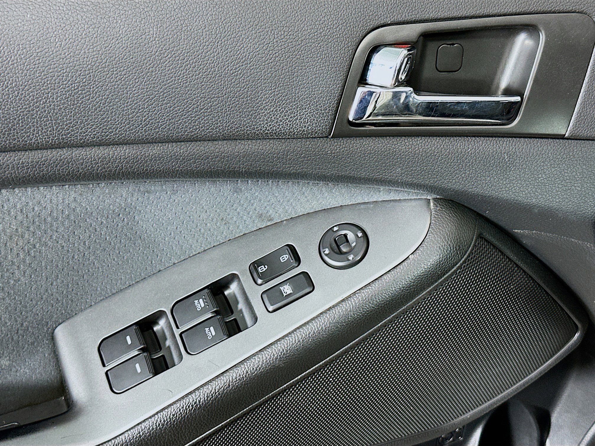 Used 2012 Kia Optima Hybrid w/ Hybrid Convenience Pkg image 15