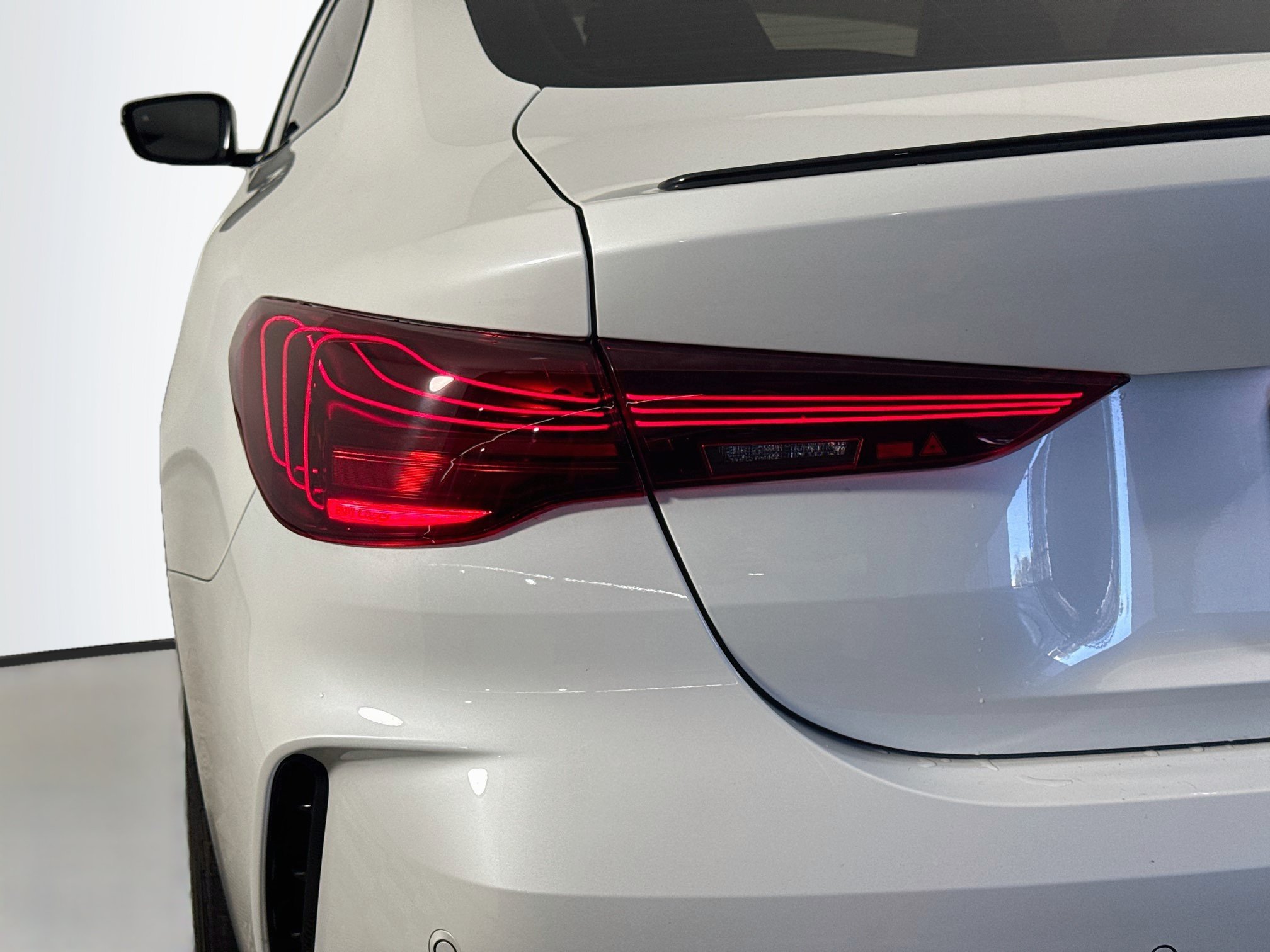 Used 2026 BMW 430i Coupe w/ M Sport Package RWD image 34