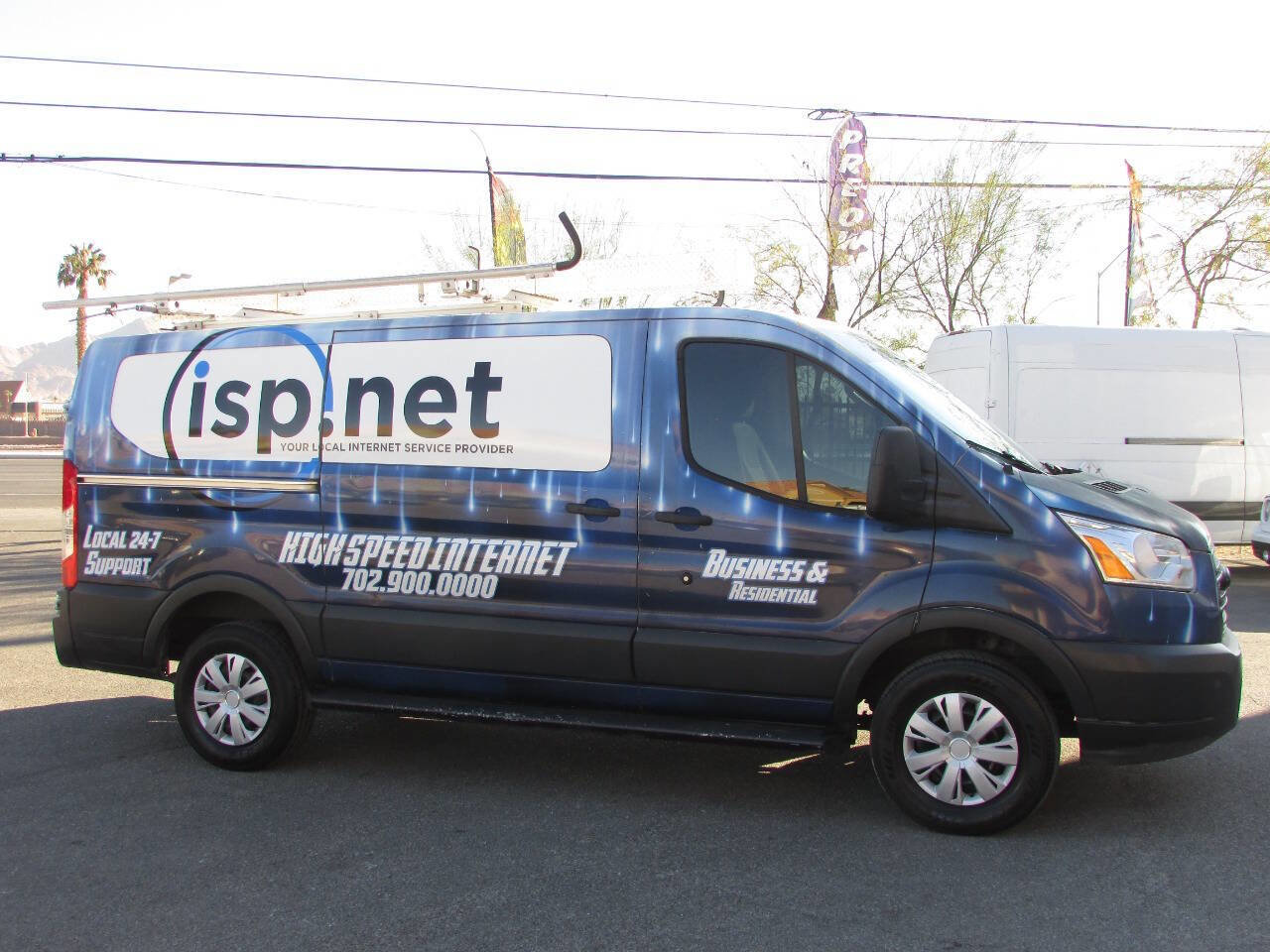 Used 2018 Ford Transit 250 130 Low Roof w/ Exterior Upgrade Package image 2