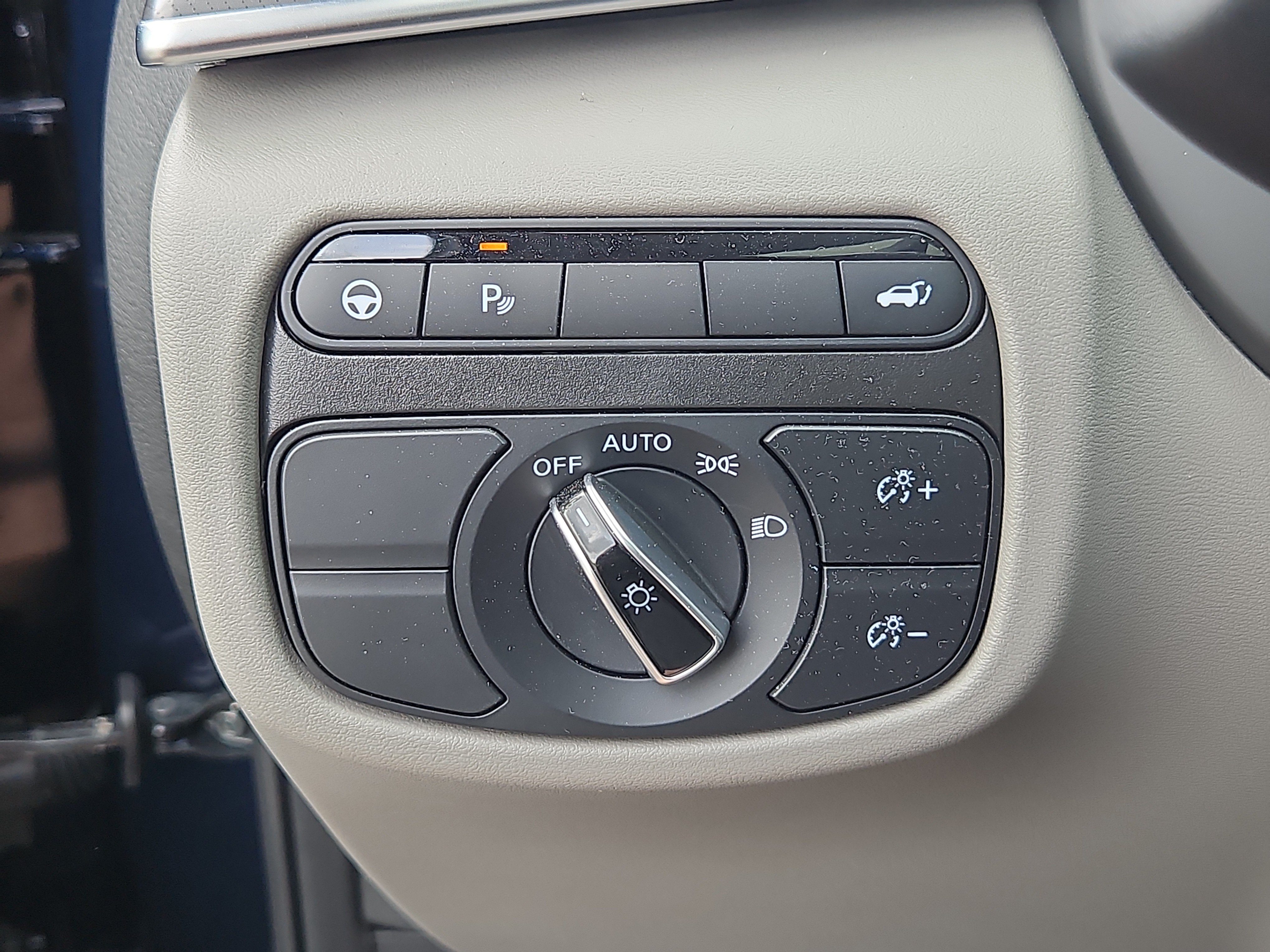 Used 2024 INFINITI QX50 Luxe AWD/4WD image 10