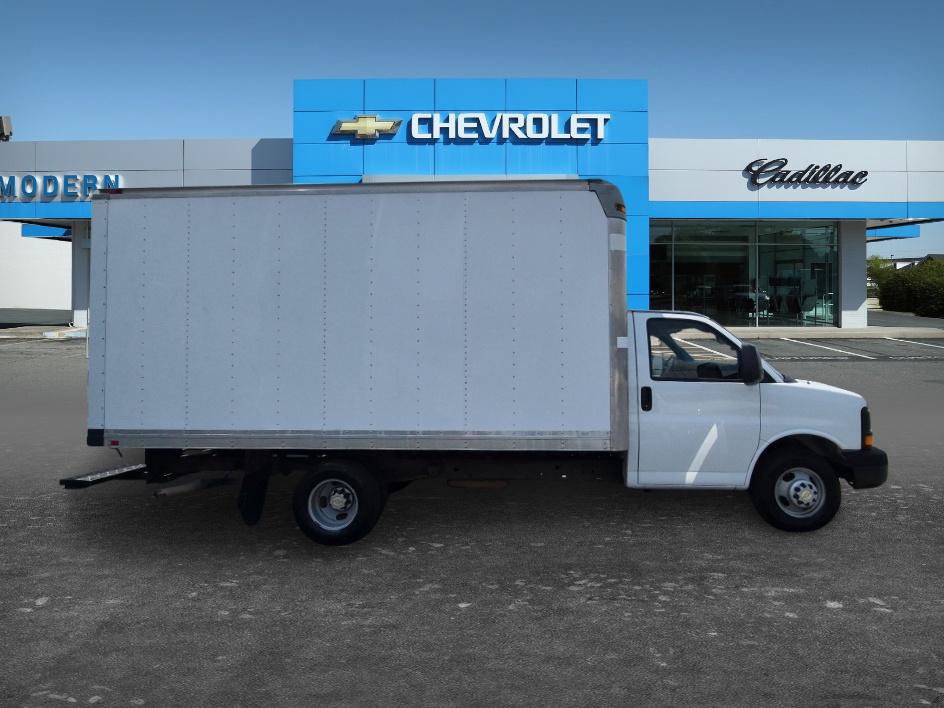 Used 2014 Chevrolet Express 3500 Extended RWD image 5