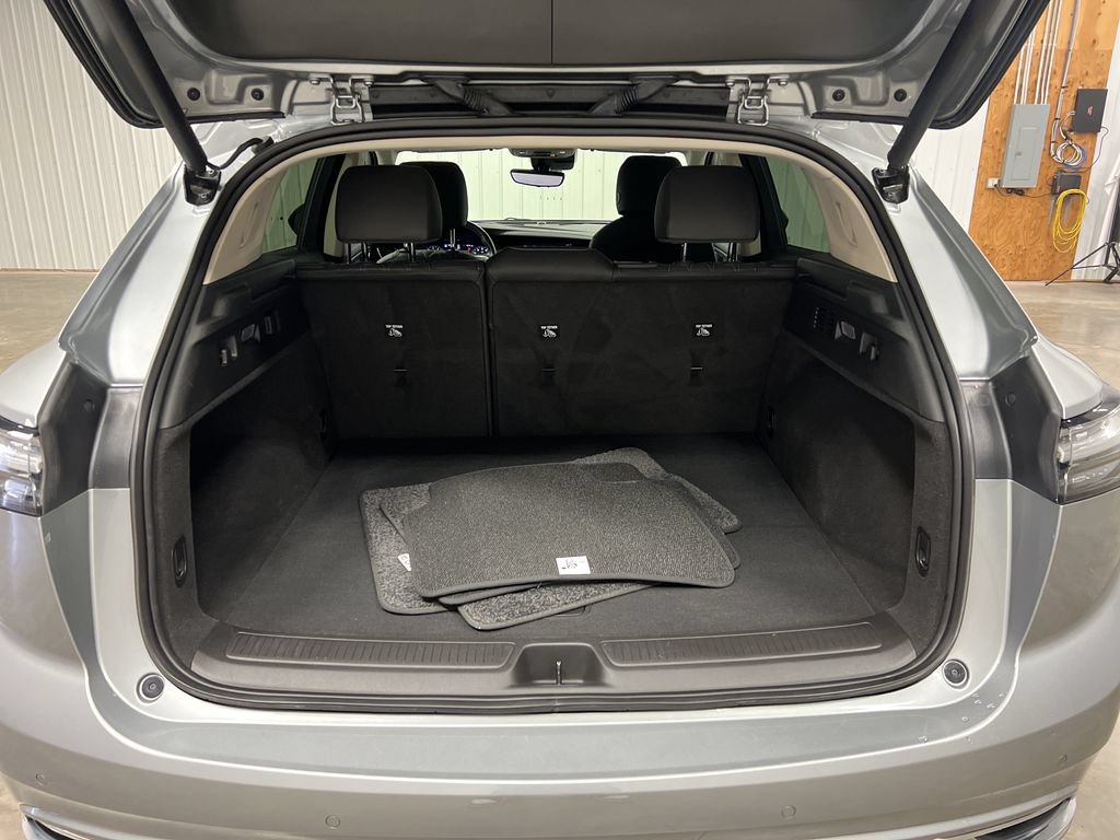 Certified 2023 Buick Envision Avenir AWD/4WD image 12