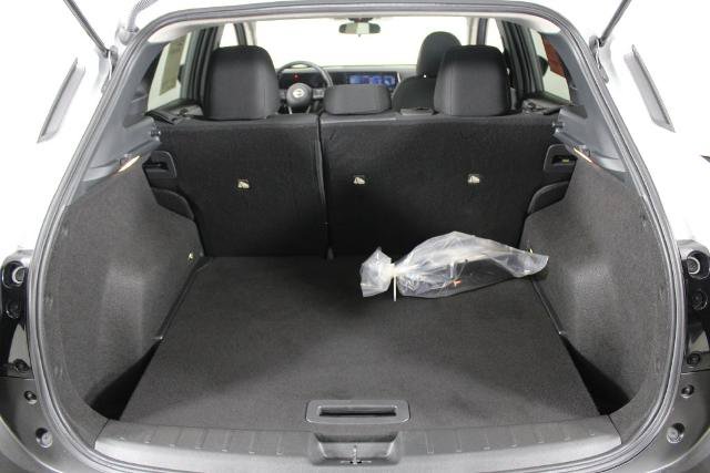 Certified 2026 Nissan Kicks SV w/ Cold Weather Package FWD image 17