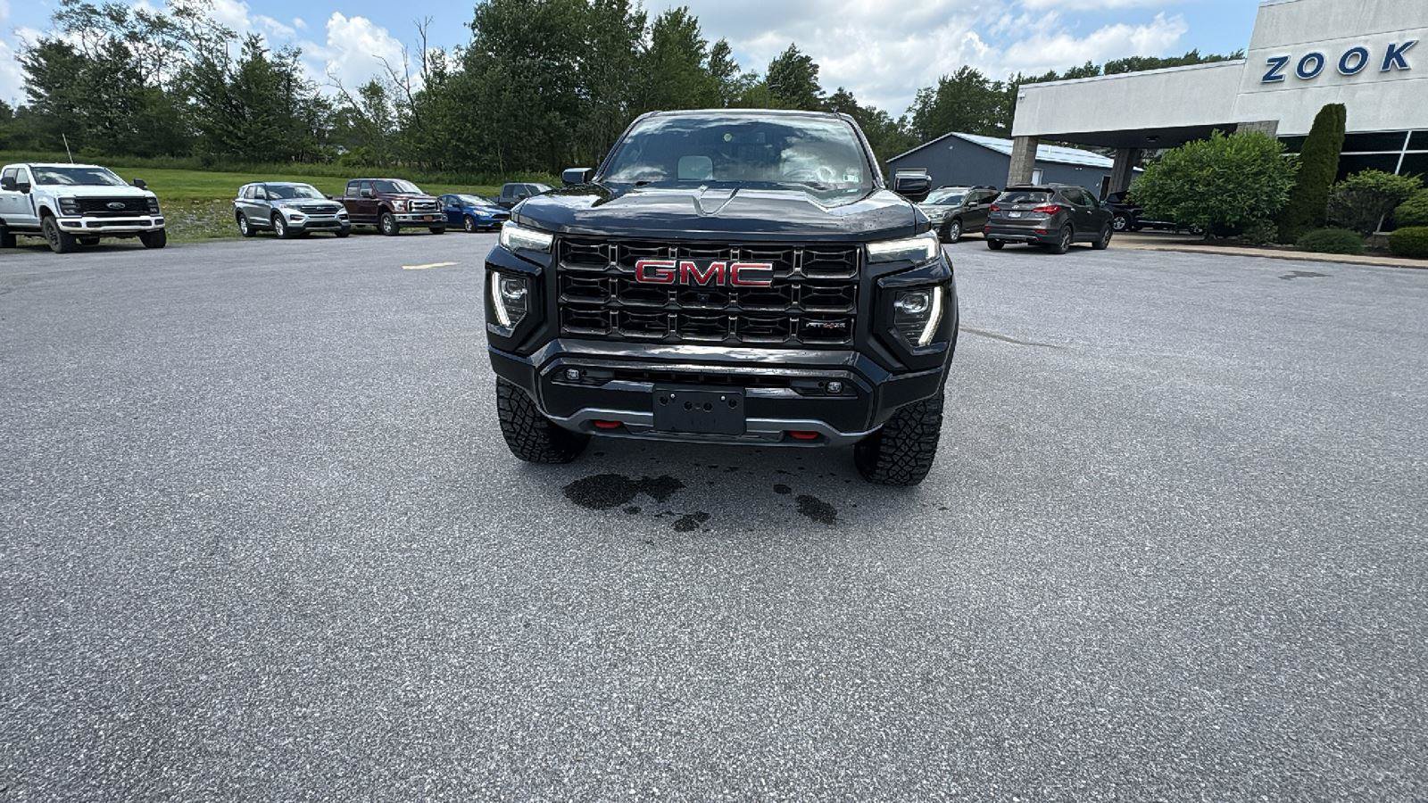 Used 2023 GMC Canyon AT4X AWD/4WD image 9