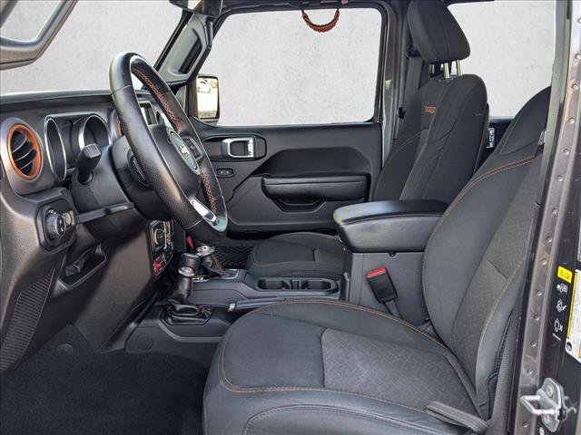 Used 2022 Jeep Gladiator Mojave w/ Cold Weather Group image 16