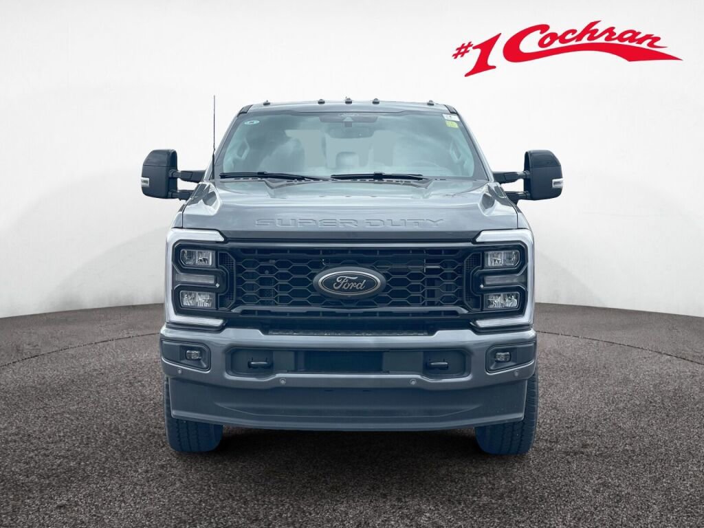 New 2026 Ford F350 Lariat w/ Black Appearance Package AWD/4WD image 2