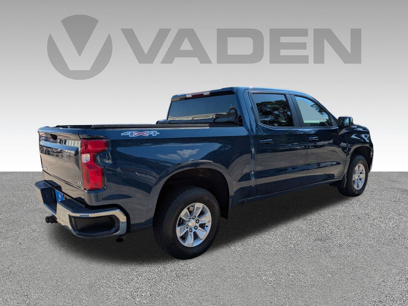 Certified 2023 Chevrolet Silverado 1500 LT w/ Protection Package AWD/4WD image 23