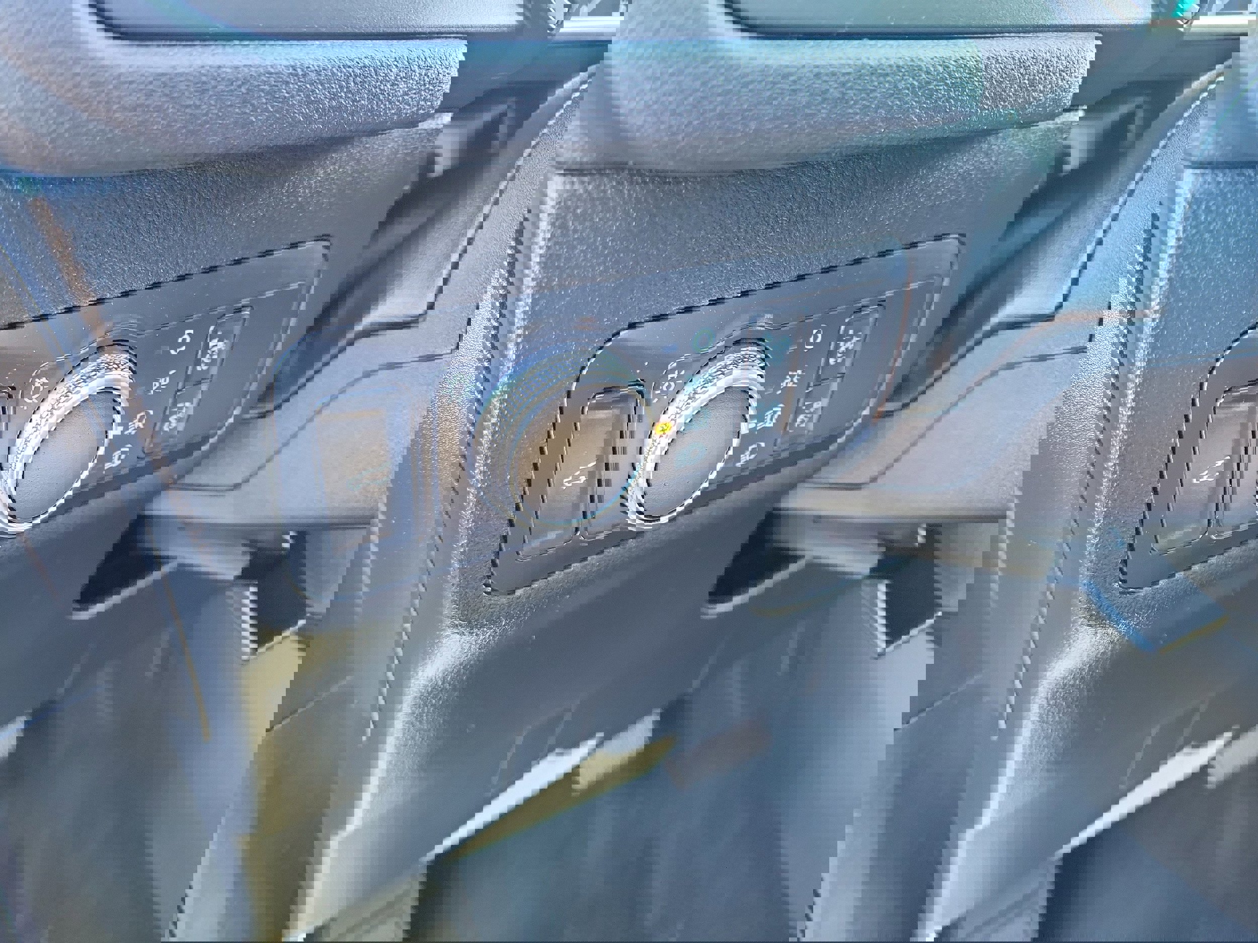 Certified 2022 Ford Escape SE w/ Convenience Package image 21