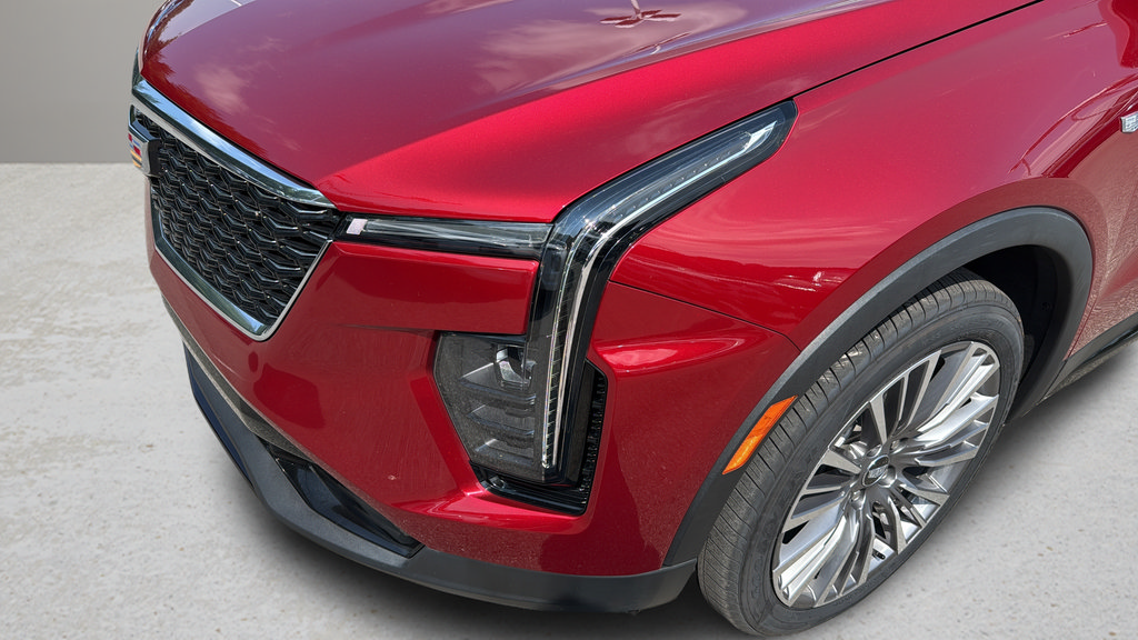 Used 2024 Cadillac XT4 Premium Luxury w/ Active Safety Package AWD/4WD image 10