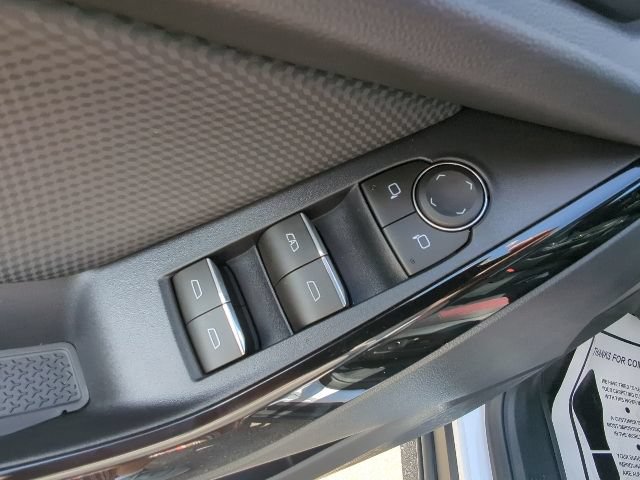 New 2026 Chevrolet Equinox RS w/ Safety and Technology Package FWD image 13