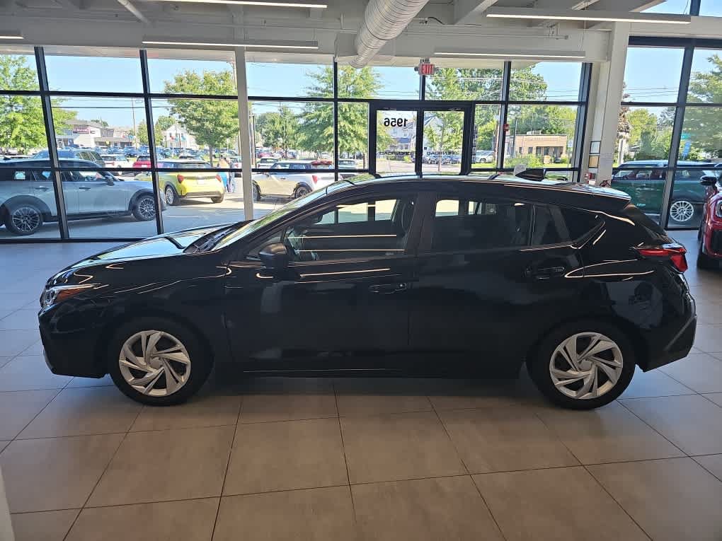 Used 2024 Subaru Impreza 2.0i AWD/4WD image 4