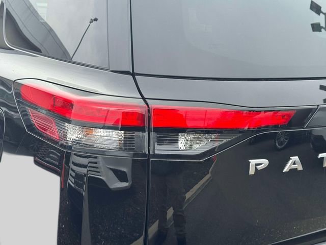 Used 2023 Nissan Pathfinder SL image 15