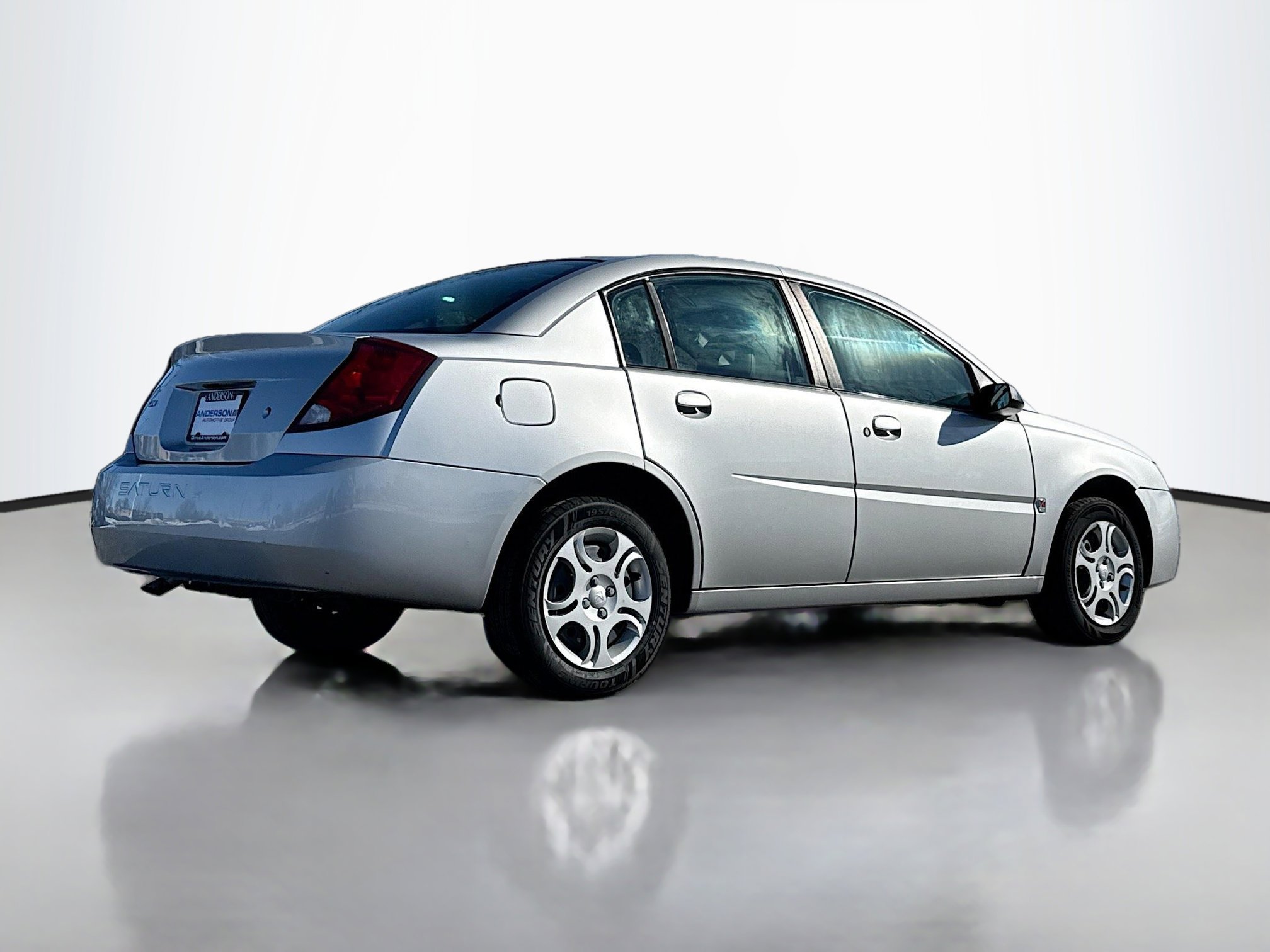 Used 2005 Saturn ION Level 2 w/ Power Pkg image 2