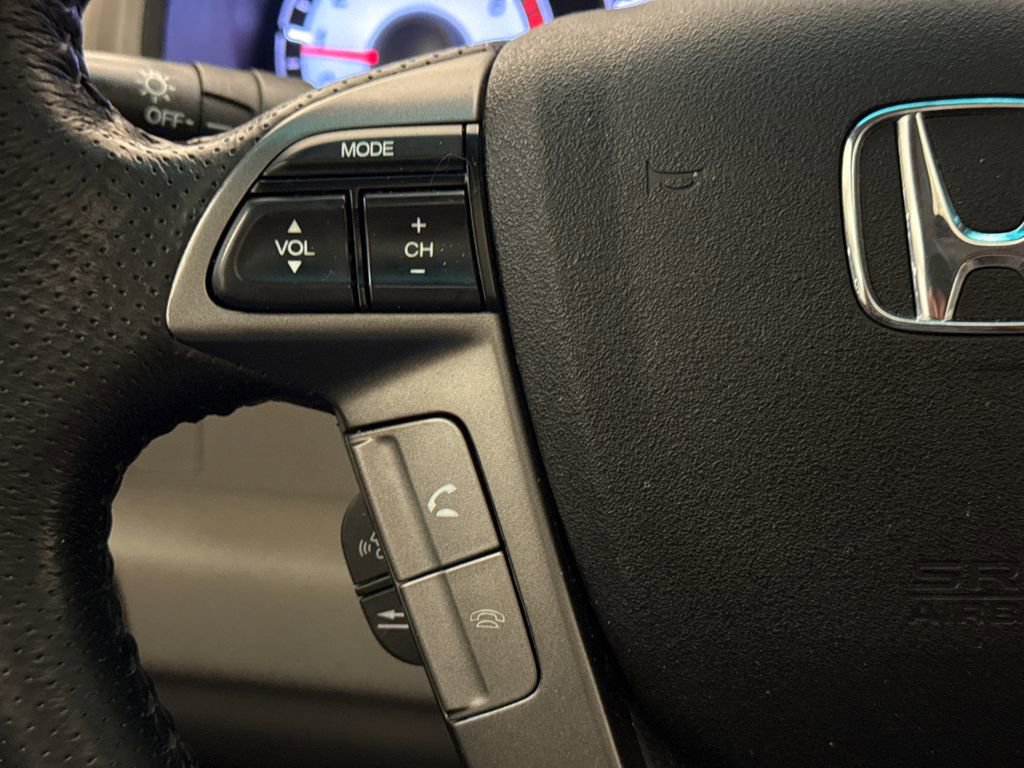 Used 2014 Honda Pilot Touring image 32