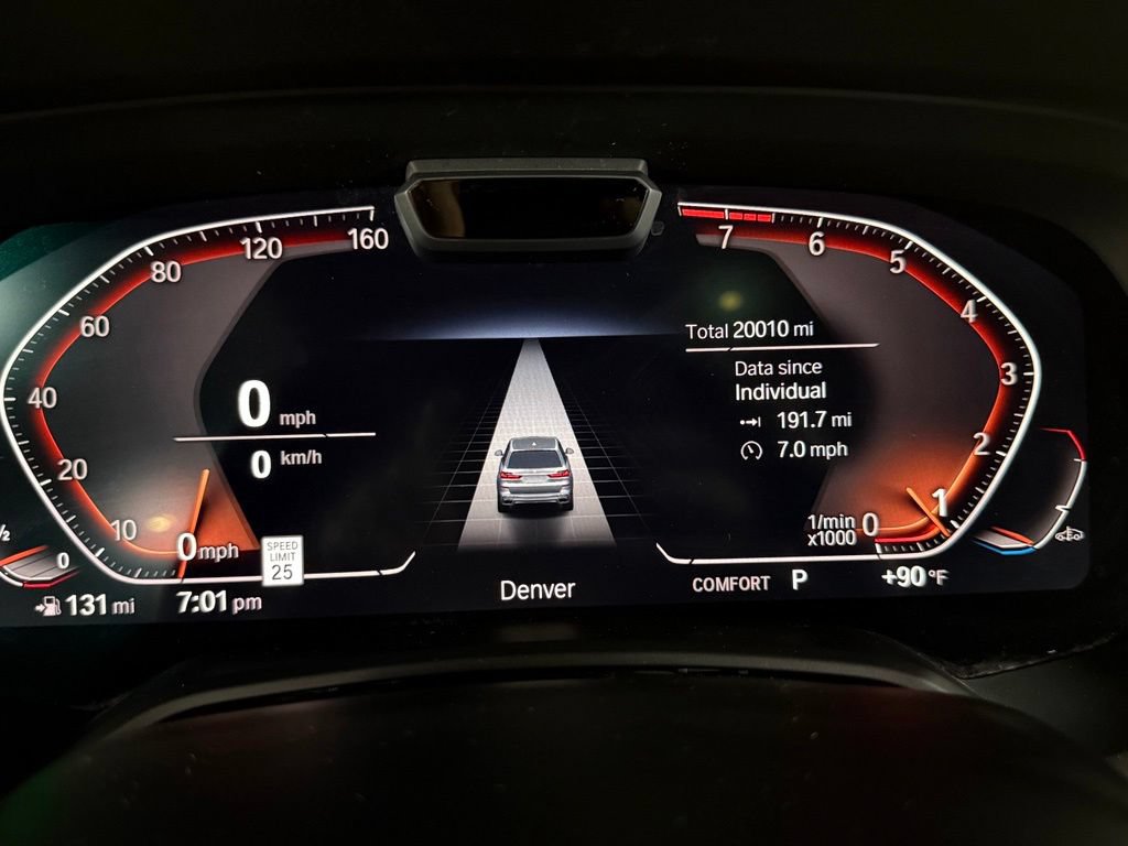 Used 2022 BMW X7 xDrive40i w/ M Sport Package AWD/4WD image 39