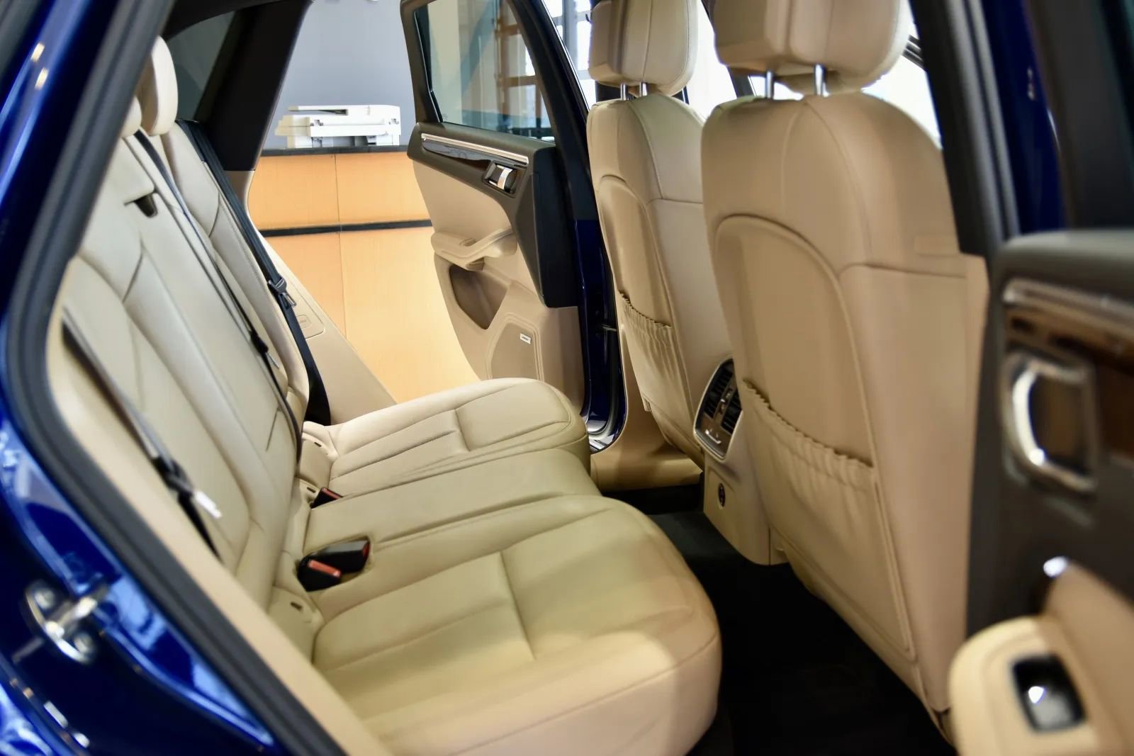 Used 2023 Porsche Macan image 23