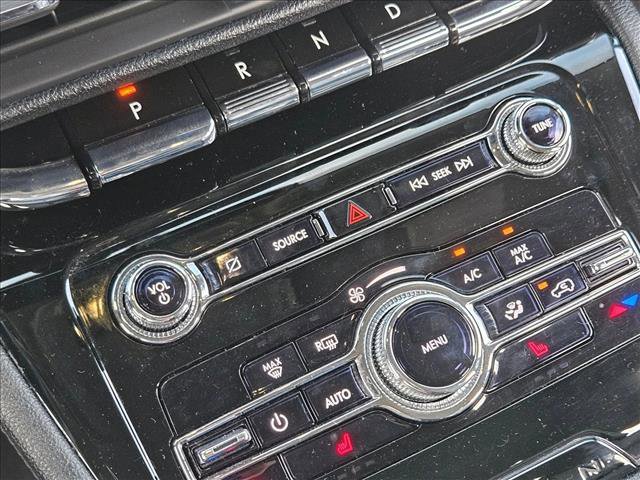 Used 2021 Lincoln Corsair Standard image 12