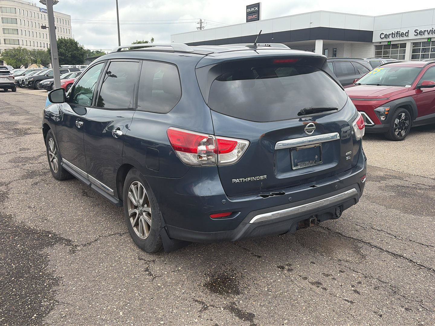 Used 2013 Nissan Pathfinder SL AWD/4WD image 3