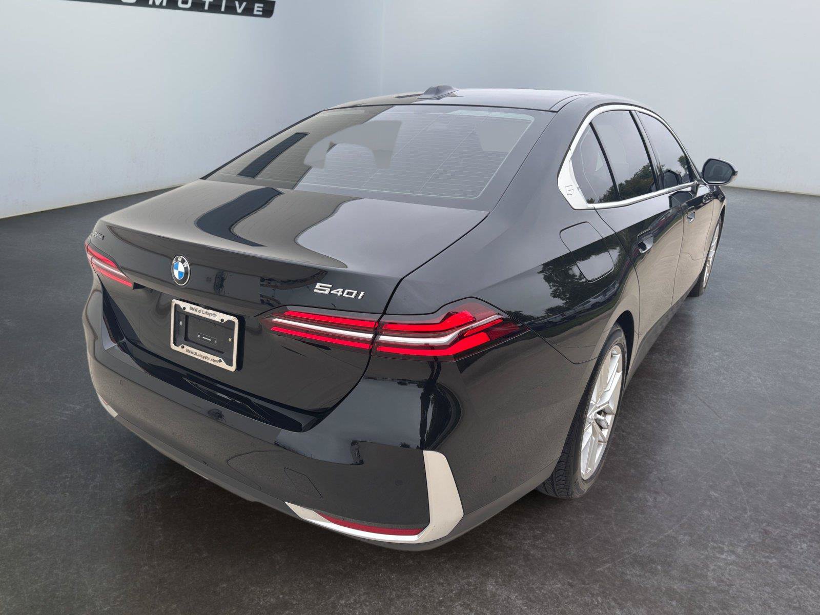 Used 2024 BMW 540i xDrive w/ Premium Package AWD/4WD image 13