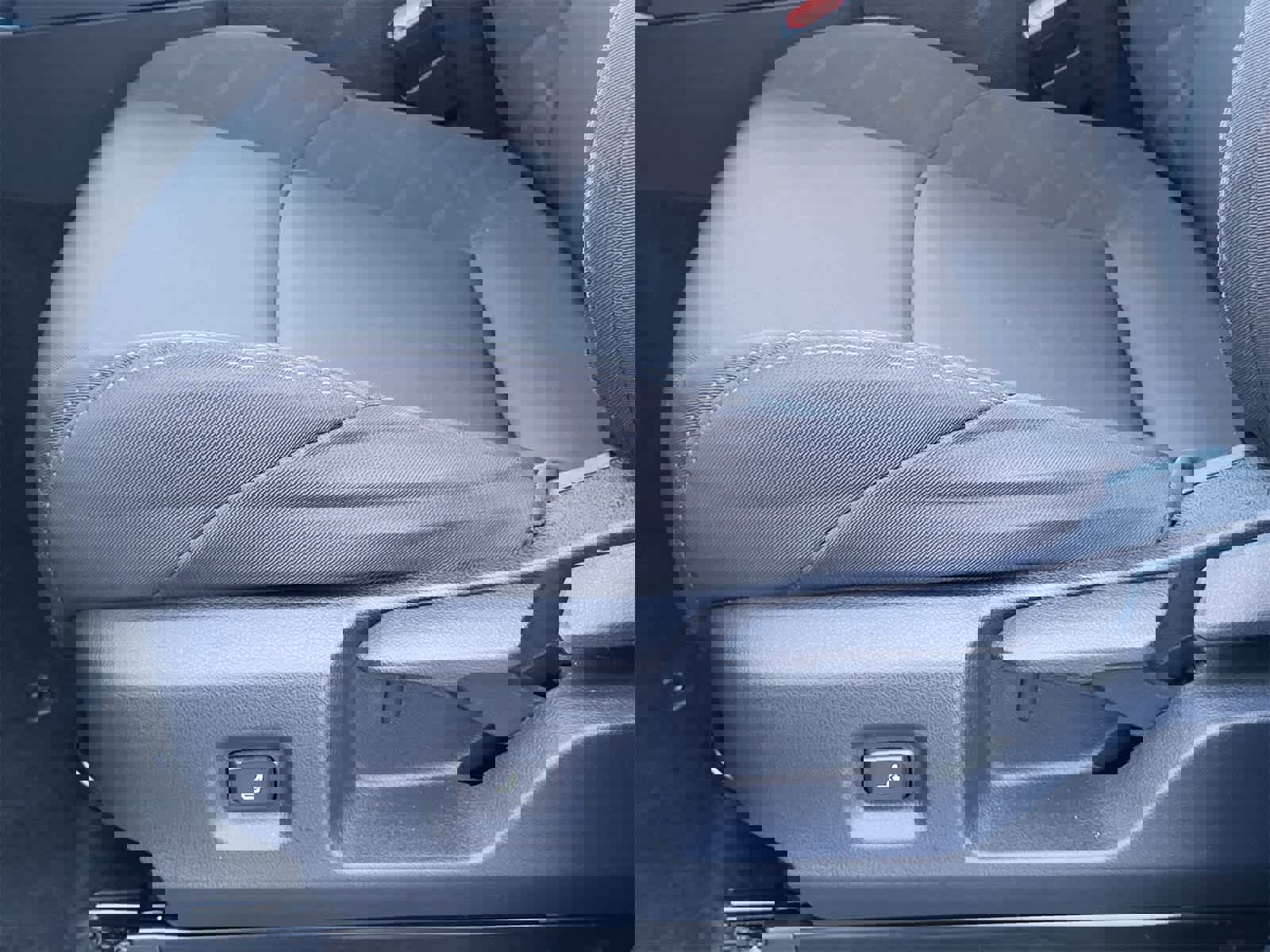 Used 2025 Toyota Tacoma SR5 image 22