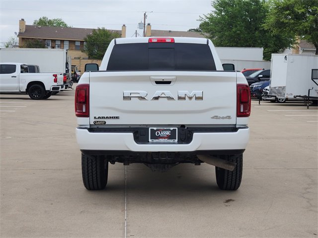 Used 2026 RAM 2500 Laramie AWD/4WD image 13