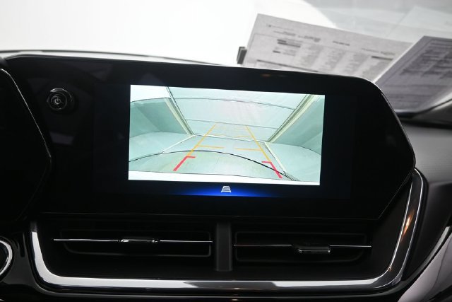 Used 2025 Chevrolet Trax ACTIV FWD image 35