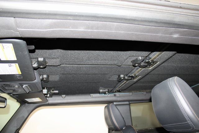 Used 2022 Ford Bronco Badlands image 9