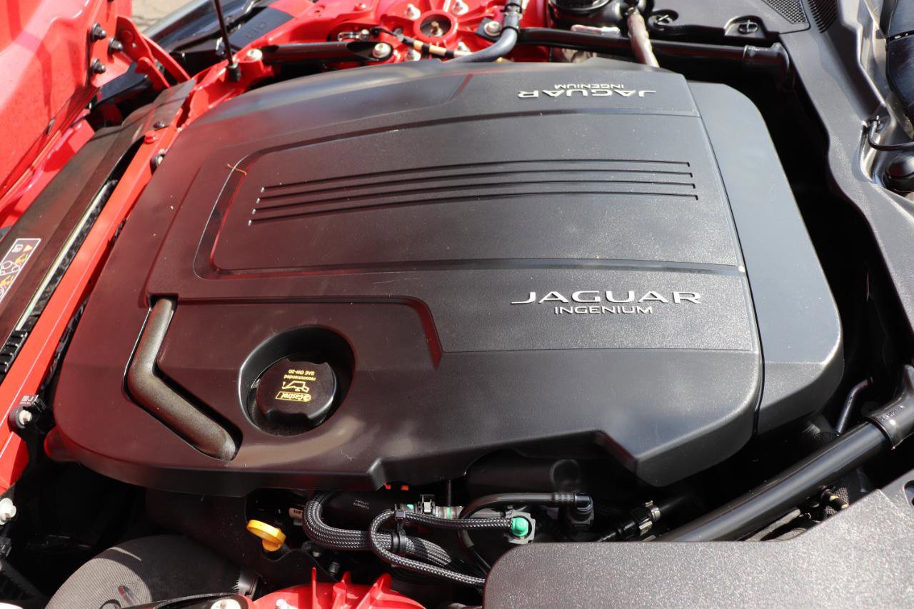 Used 2020 Jaguar F-TYPE Checkered Flag image 45