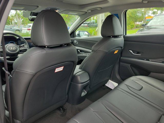 New 2026 Hyundai Elantra Limited FWD image 7