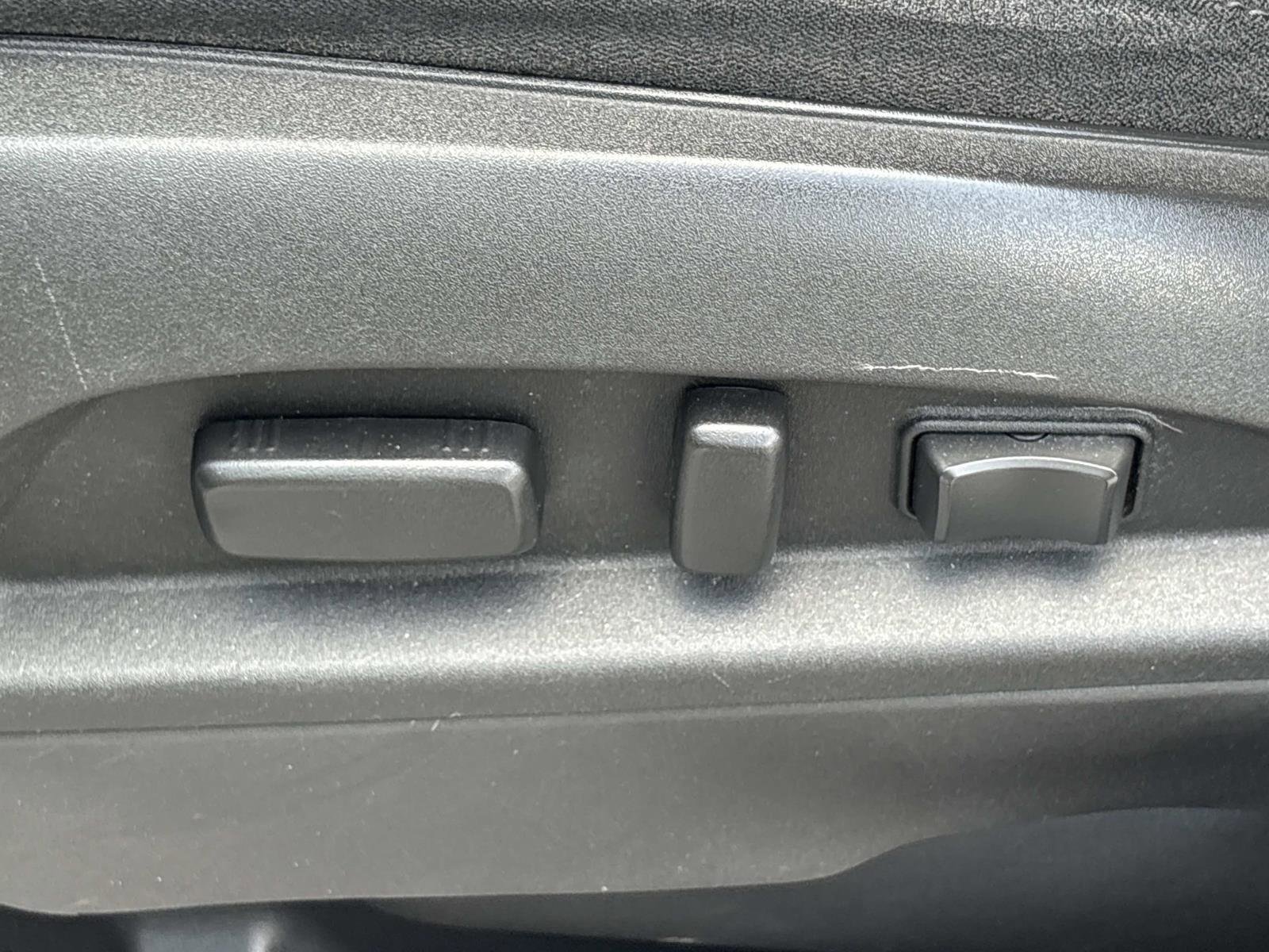 Used 2015 Chevrolet Equinox LT w/ Driver Convenience Package FWD image 15