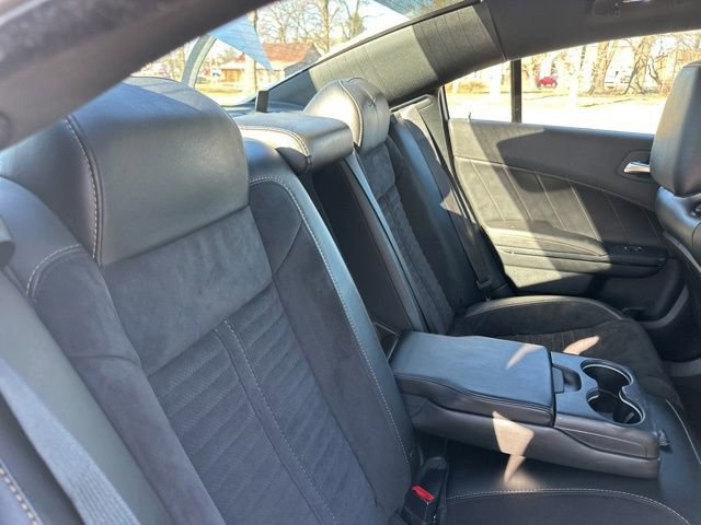 Used 2018 Dodge Charger R/T image 17
