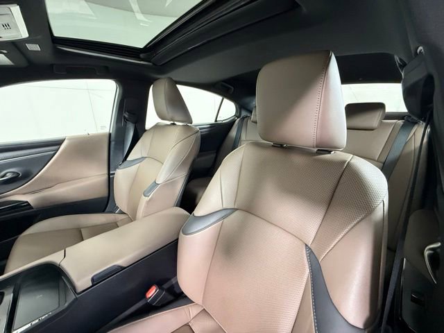 Used 2023 Lexus ES 350 w/ Premium Package FWD image 19