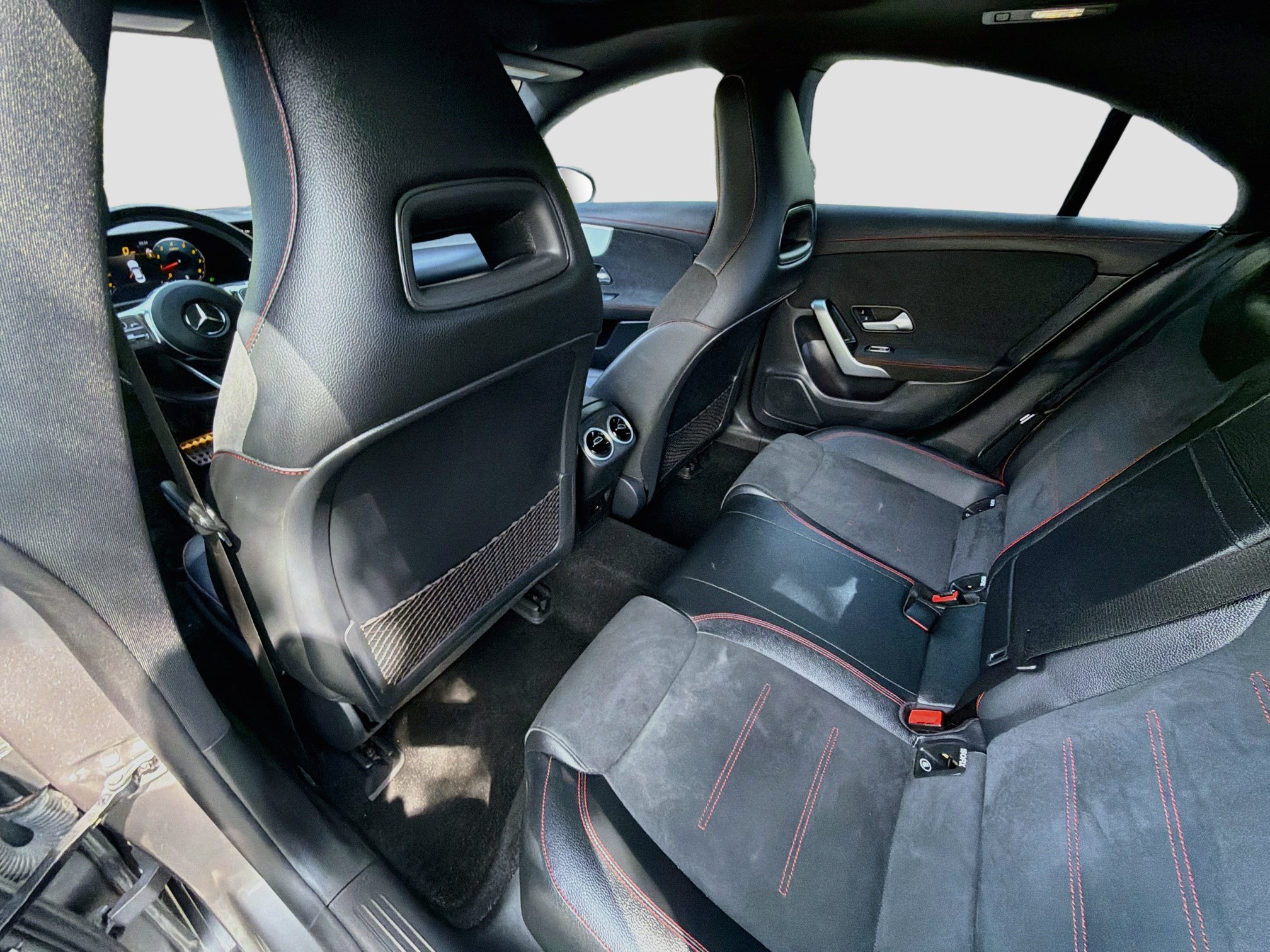 Used 2023 Mercedes-Benz CLA 250 image 23