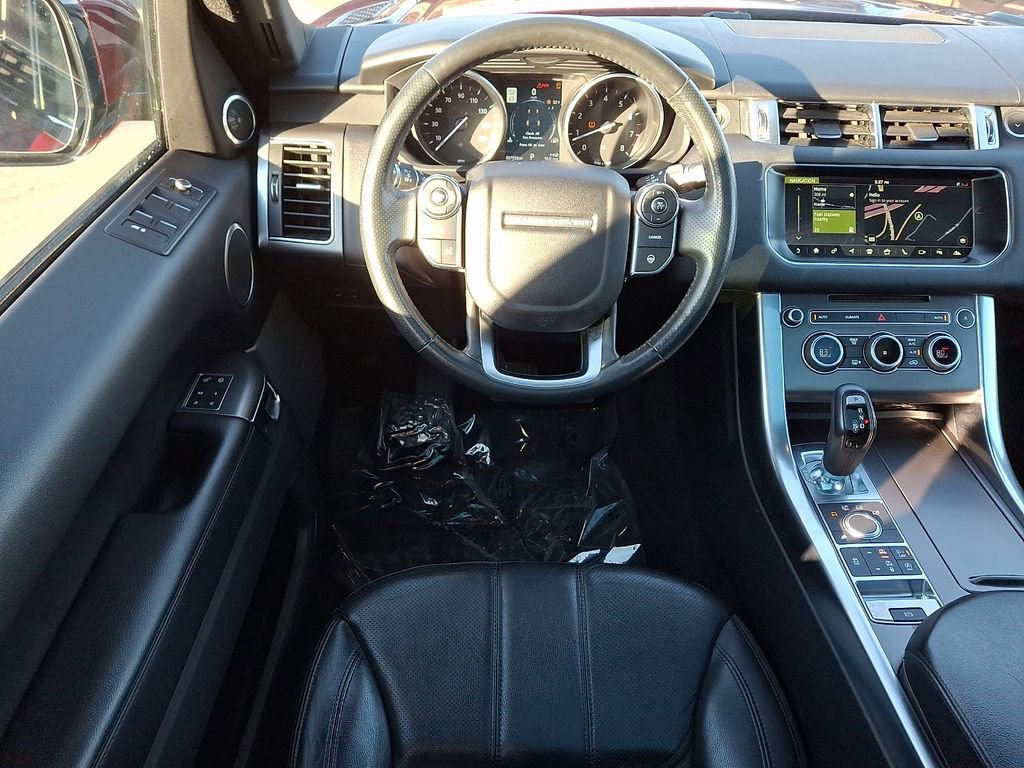 Used 2017 Land Rover Range Rover Sport SE image 15