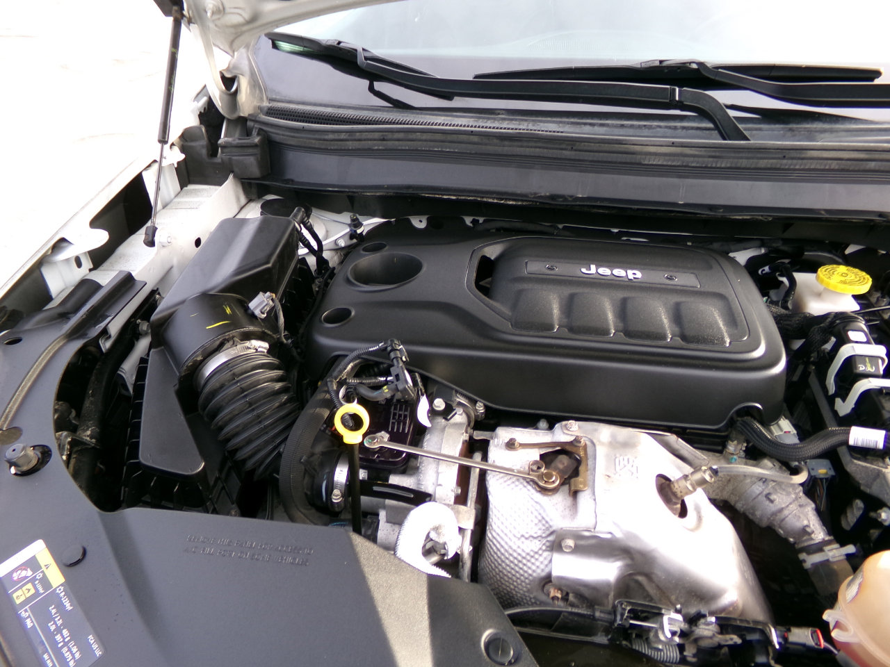 Used 2020 Jeep Cherokee Limited image 31