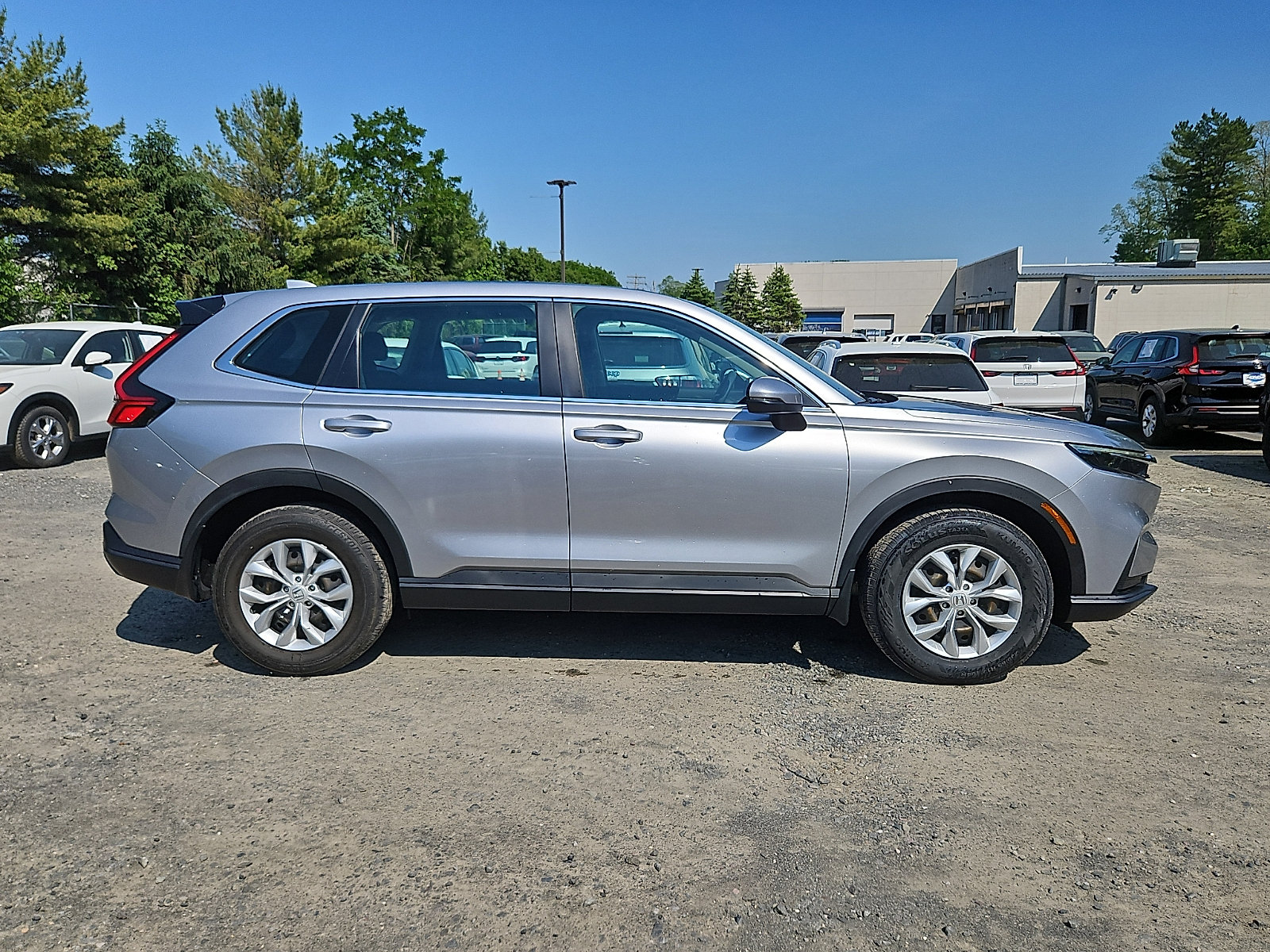 Used 2023 Honda CR-V LX image 8