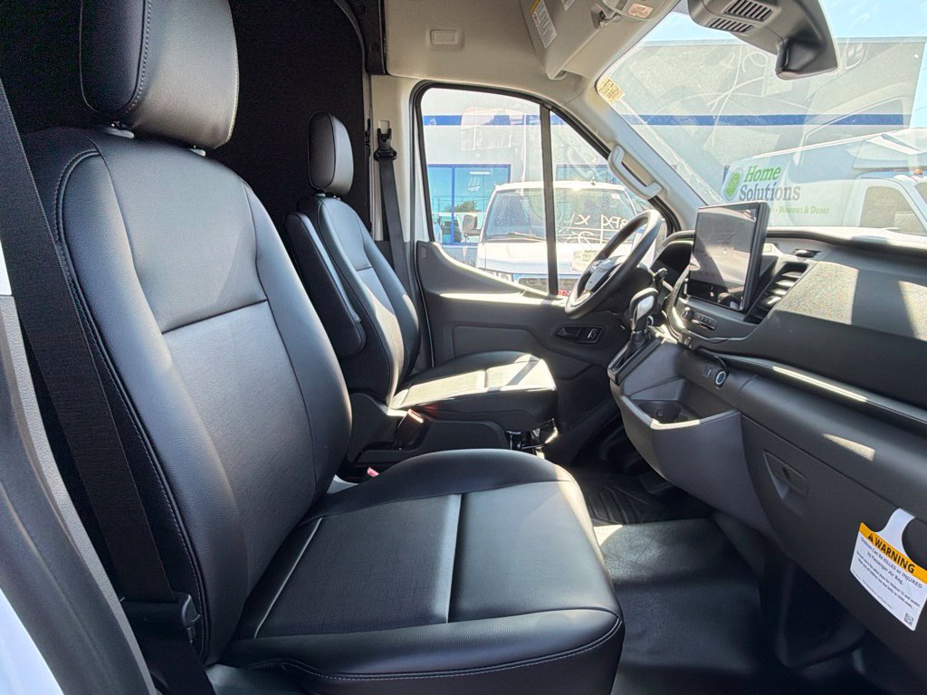 New 2027 Ford Transit 250 148 Medium Roof w/ Load Area Protection Package RWD image 27