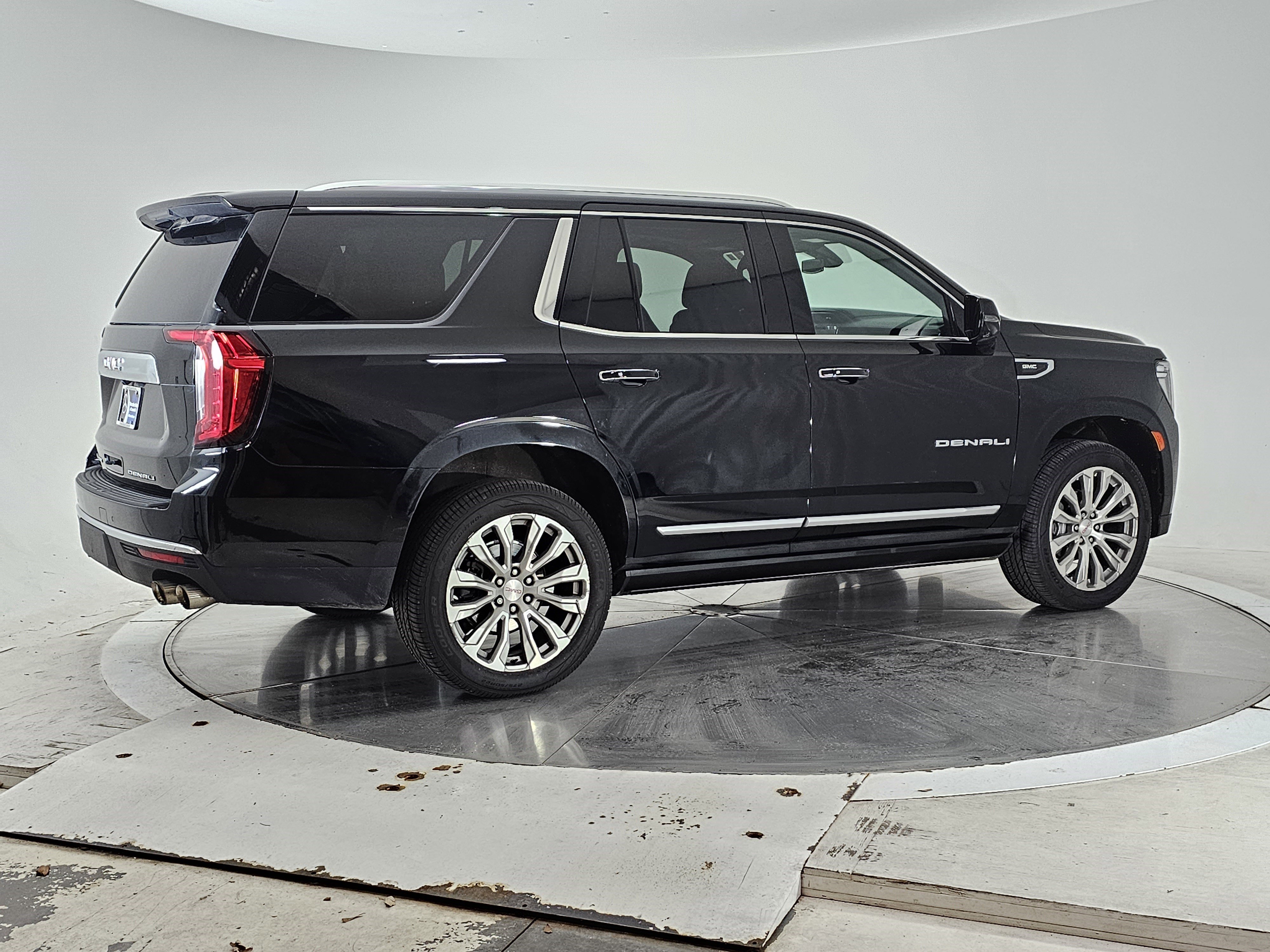 Used 2022 GMC Yukon Denali w/ Max Trailering Package video 2