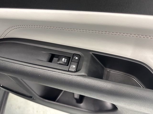 Used 2025 Jeep Compass Limited AWD/4WD image 25