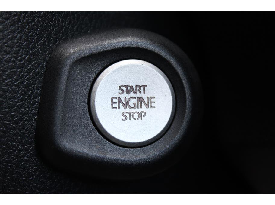 Used 2013 Volkswagen Jetta TDI image 19