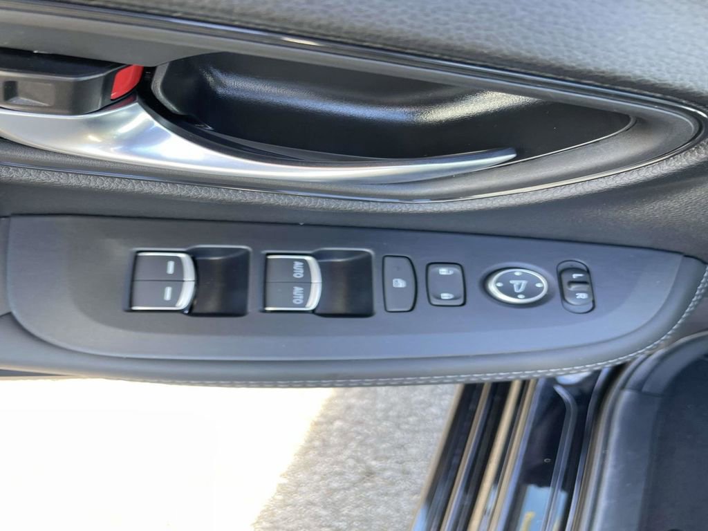 Used 2026 Honda HR-V EX-L image 15