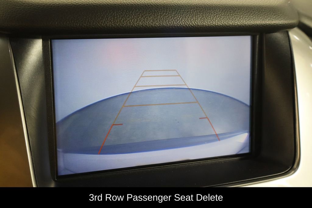 Used 2019 Chevrolet Tahoe 4WD w/ Enhanced Driver Alert Package image 33