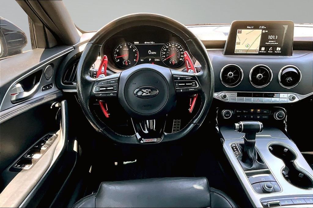 Used 2018 Kia Stinger GT1 AWD/4WD image 5