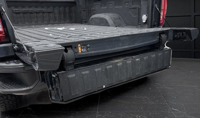 Used 2022 GMC Sierra 2500 Denali w/ Denali Ultimate Package image 17