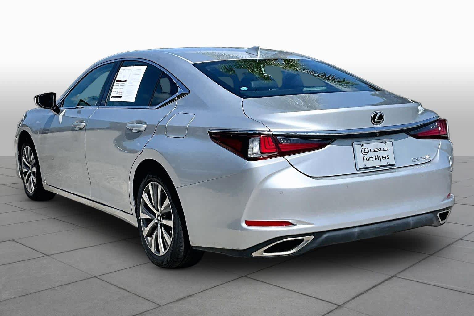 Used 2019 Lexus ES 350 w/ Premium Package FWD image 12