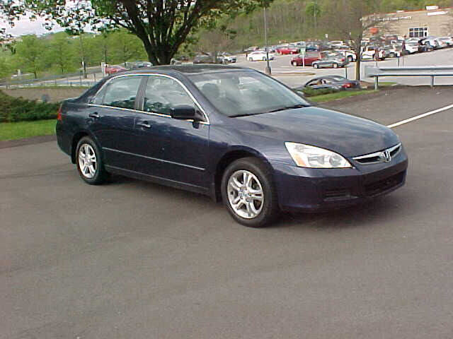 Used 2007 Honda Accord SE image 2