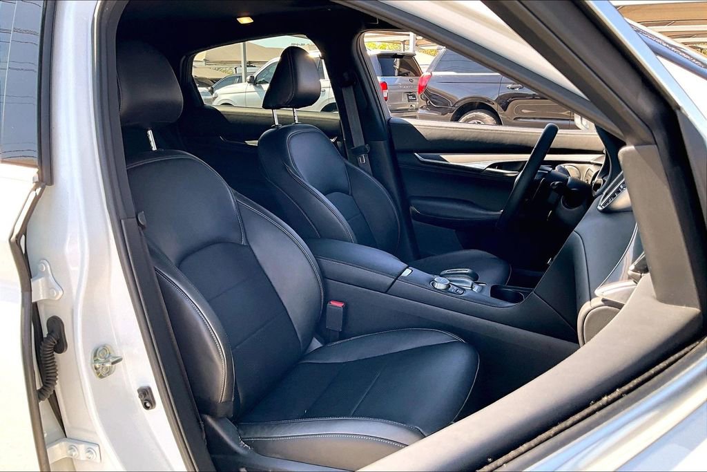 Certified 2025 INFINITI QX55 Essential image 12